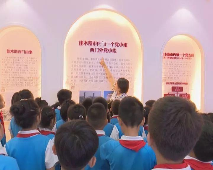 《拯救嫌疑人》：正义与母爱的交织