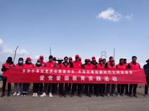 全自动液体包装机，辣椒油定量包装机